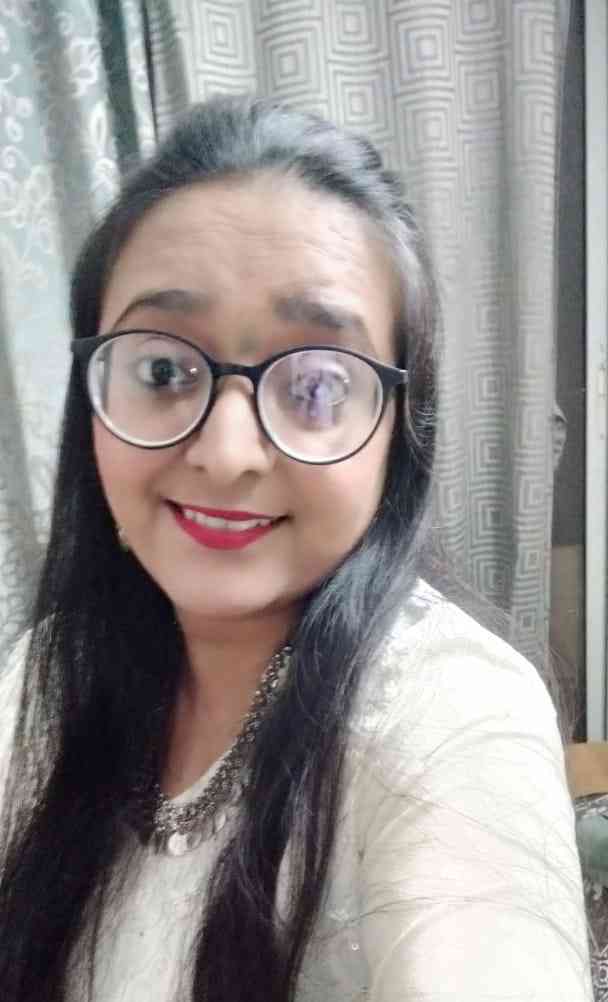 freelancers-in-India-Graphic-Design-Ahmedabad-Reshma-Memon-