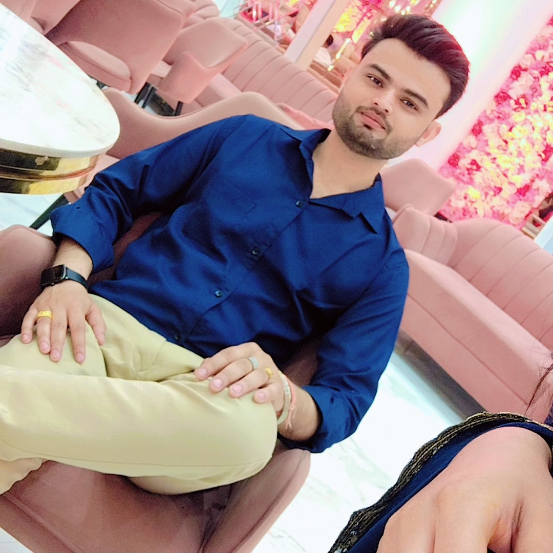 freelancers-in-India-Massage-at-Home-Delhi-Suraj-Singh